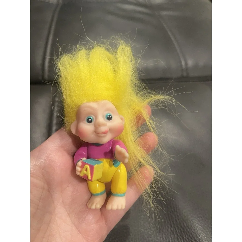 Vintage 1991 Magic Trolls Babies‎ Diana With Block Poseable 3